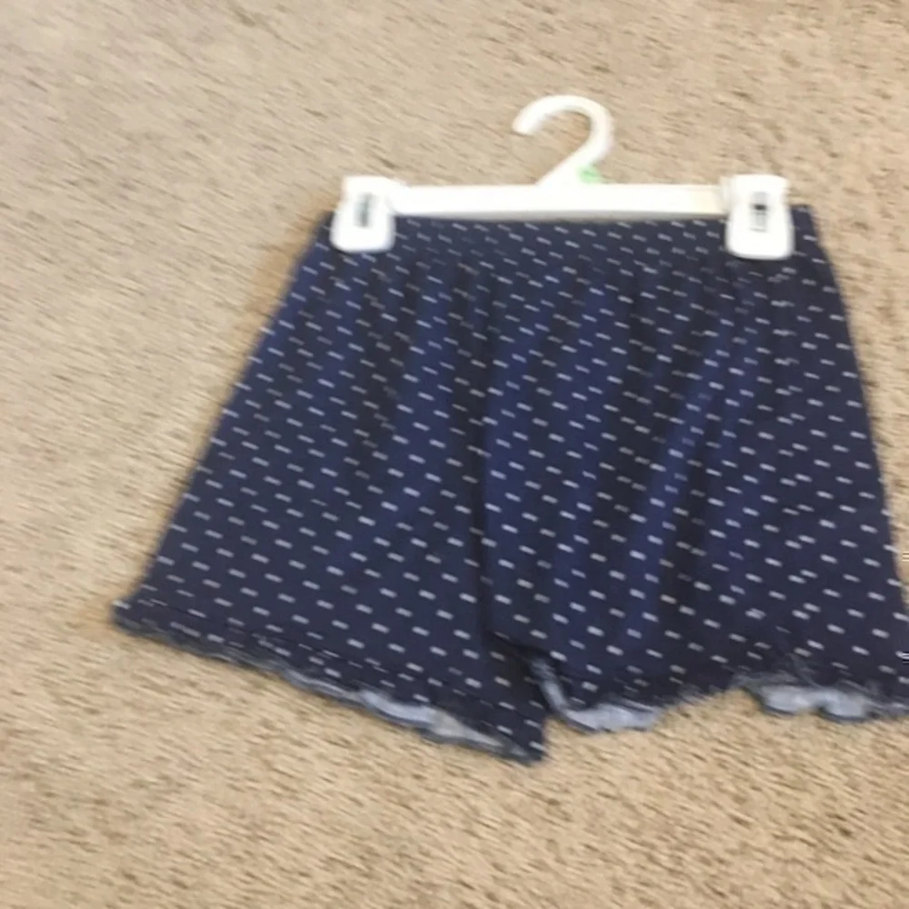 Carters  Girls size 7  pajama shorts